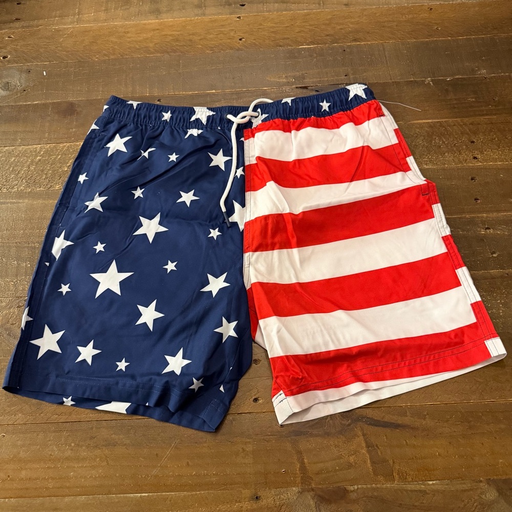 Berkley Jensen Patriotic Star and Stripe Men's Swim Shorts